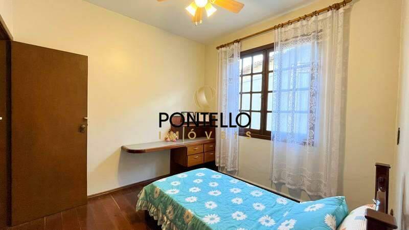 Casa, Luxemburgo, 5 Quartos, 4 Vagas, 2 Suítes