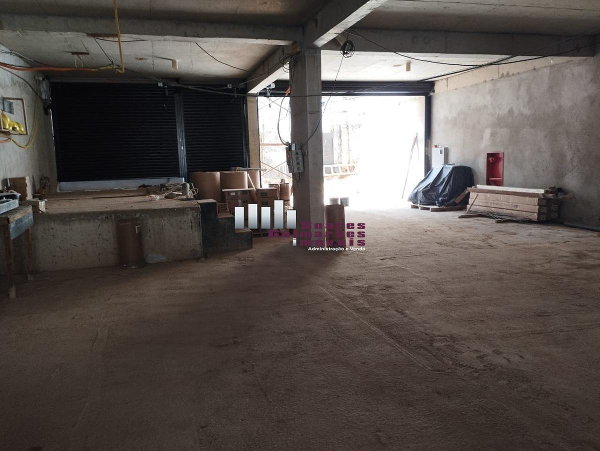 Galpão, Cruzeiro, 0 Quarto, 4 Vagas