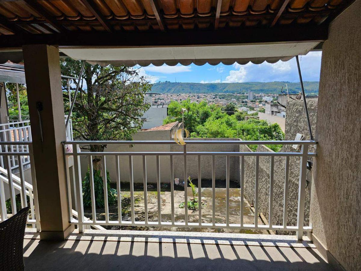 Casa, Esperança, 3 Quartos, 2 Vagas, 1 Suíte