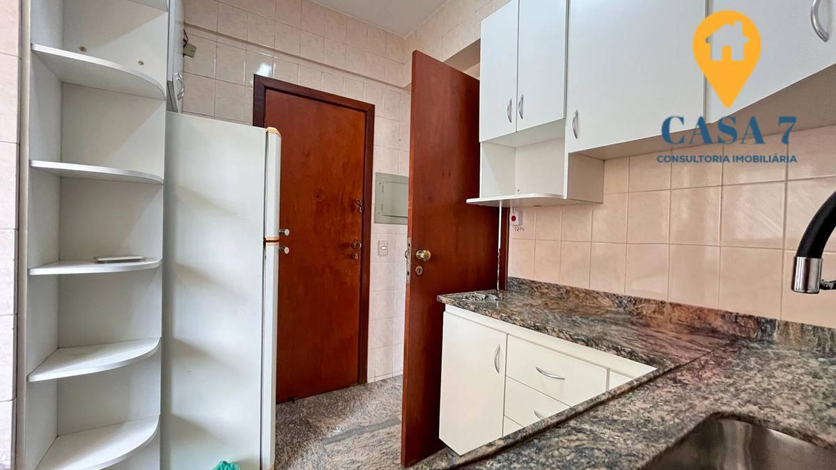 Apartamento, Funcionários, 2 Quartos, 1 Vaga, 1 Suíte