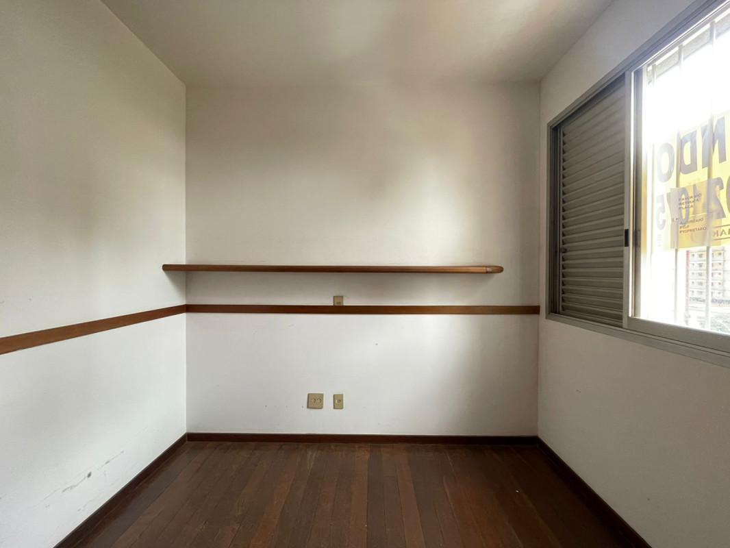 Apartamento, Funcionários, 4 Quartos, 2 Vagas, 1 Suíte