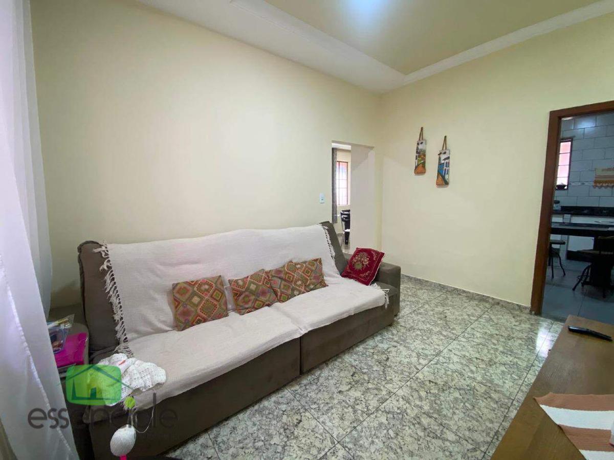 Casa, Jardim Riacho das Pedras, 3 Quartos, 4 Vagas, 1 Suíte