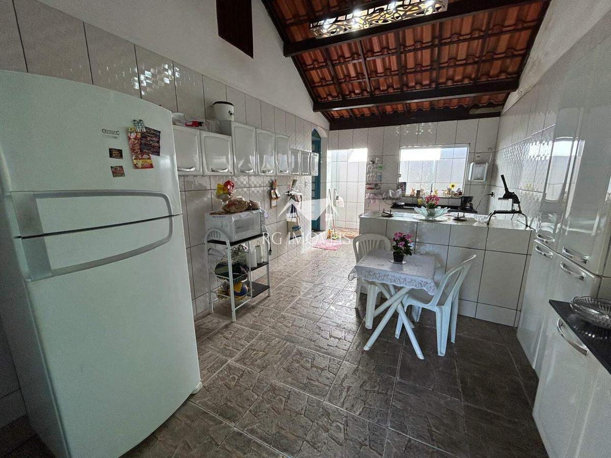 Casa, Castanheira (barreiro), 3 Quartos, 18 Vagas, 1 Suíte