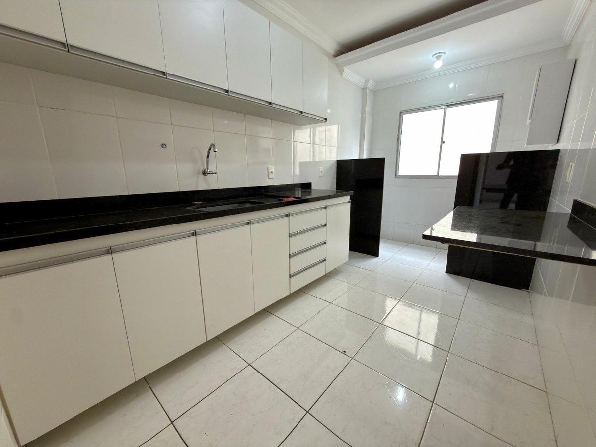 Apartamento, Santa Branca, 3 Quartos, 2 Vagas, 1 Suíte