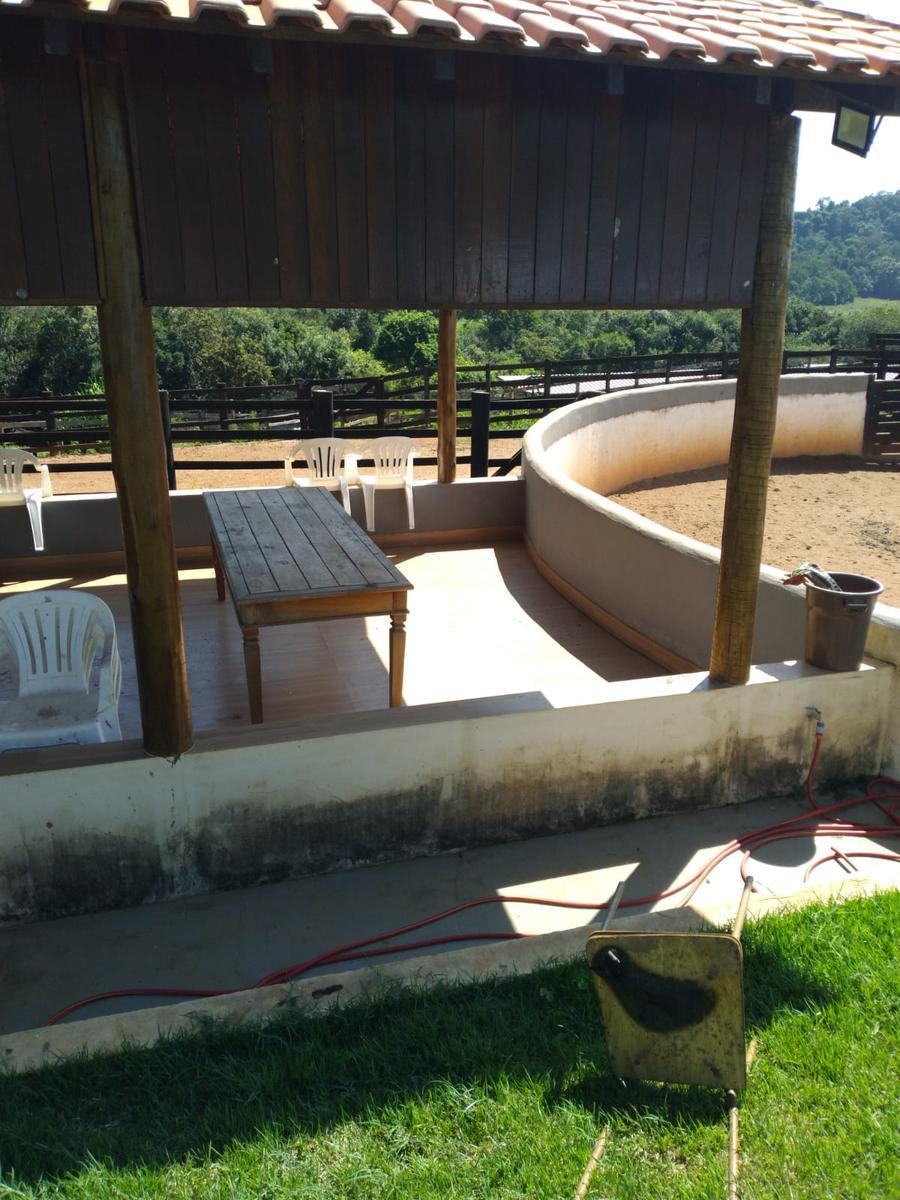 Fazenda, Centro, 4 Quartos, 2 Vagas, 1 Suíte
