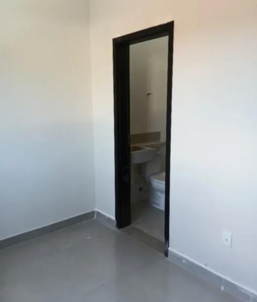 Casa, Planalto, 2 Quartos, 1 Vaga, 2 Suítes