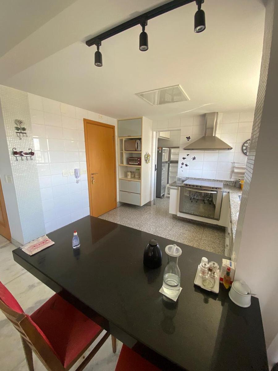 Apartamento, Funcionários, 3 Quartos, 2 Vagas, 1 Suíte
