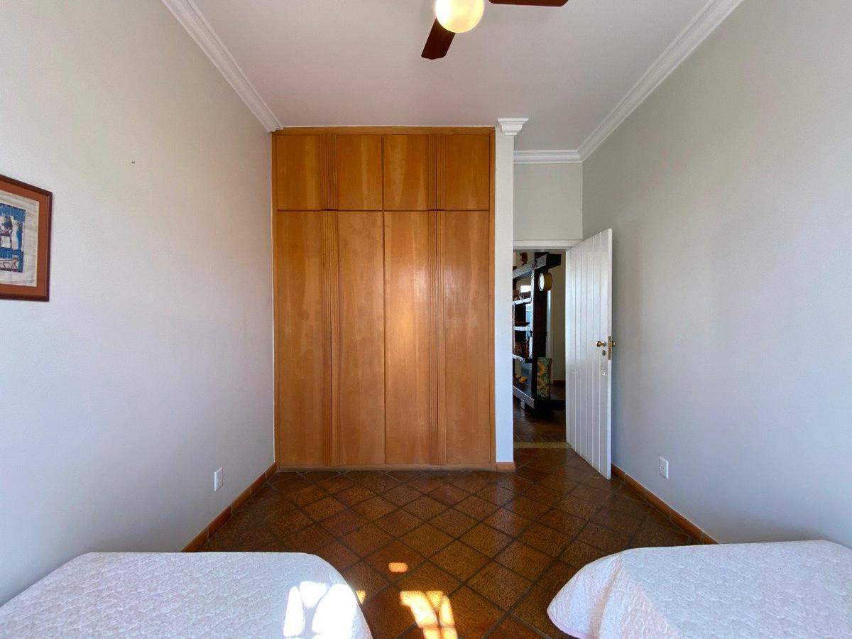 Casa, Bandeirantes (pampulha), 5 Quartos, 10 Vagas, 3 Suítes