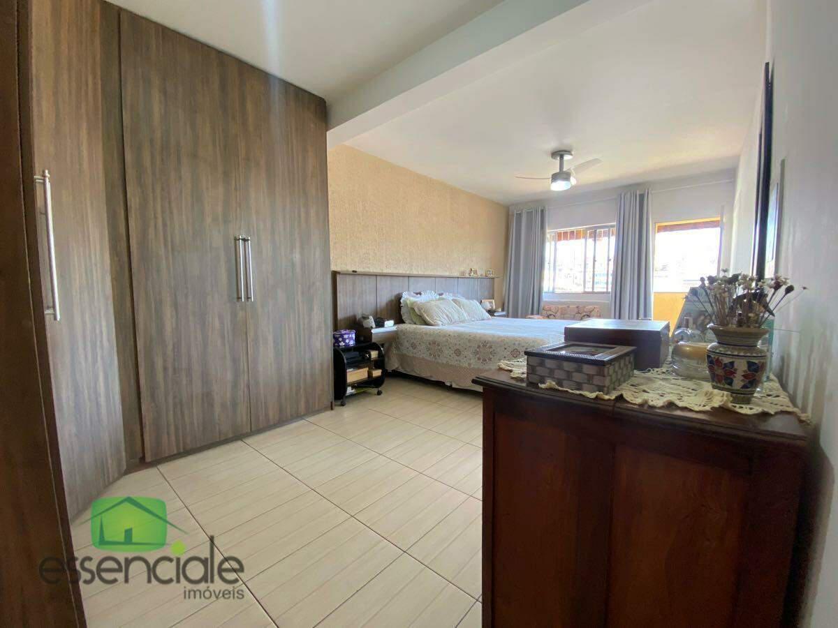 Casa, Novo Eldorado, 4 Quartos, 4 Vagas, 1 Suíte