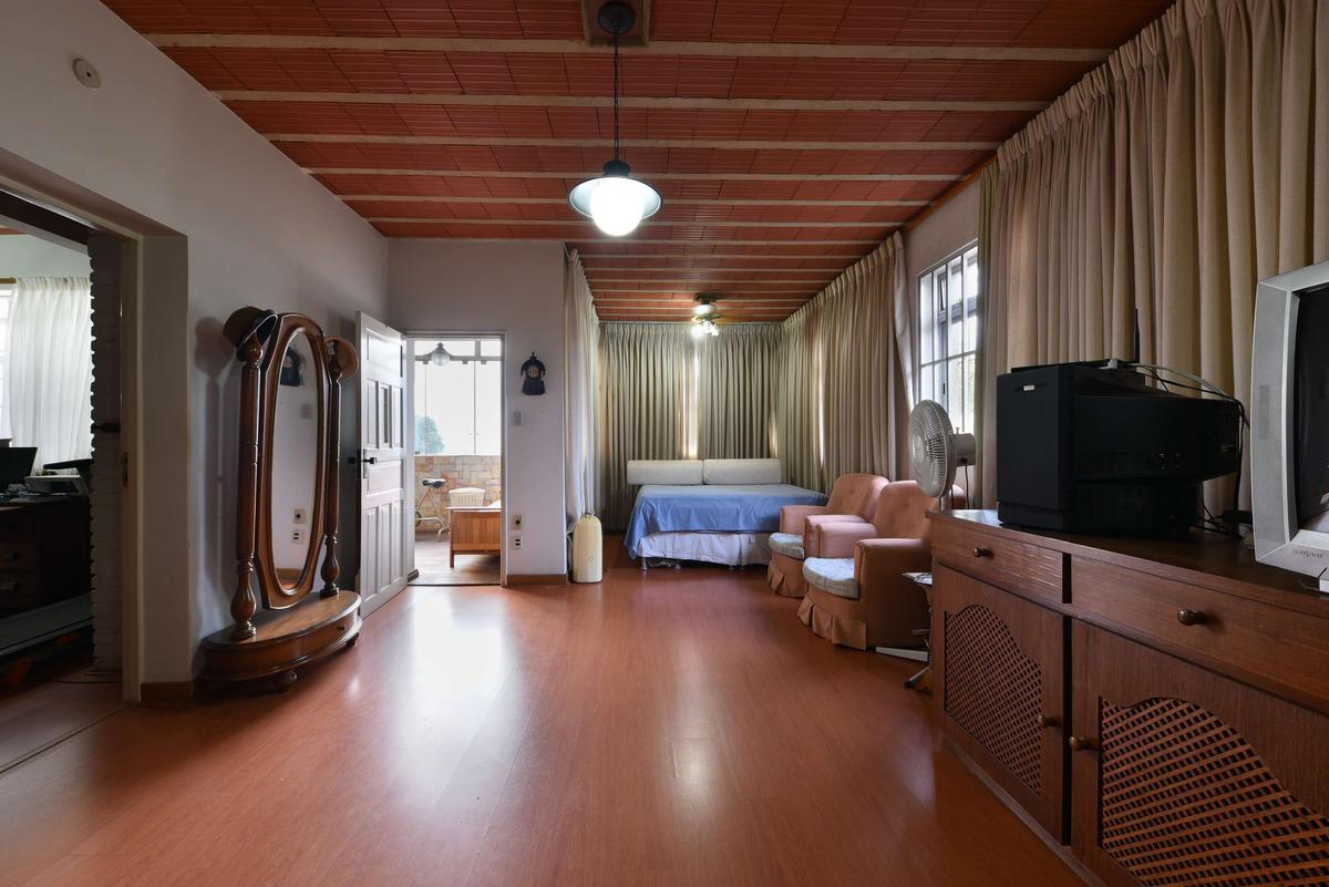 Casa, Santa Lúcia, 5 Quartos, 4 Vagas, 3 Suítes