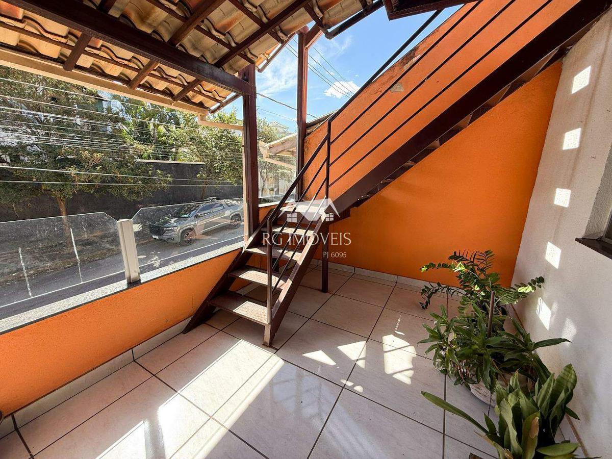 Casa, Masterville, 3 Quartos, 2 Vagas, 1 Suíte