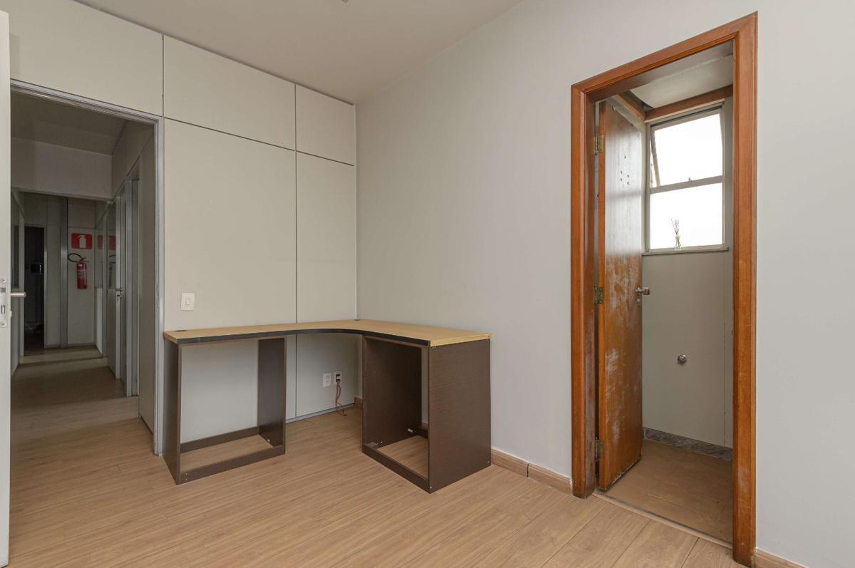 Sala, Santa Efigênia, 0 Quarto, 0 Vaga