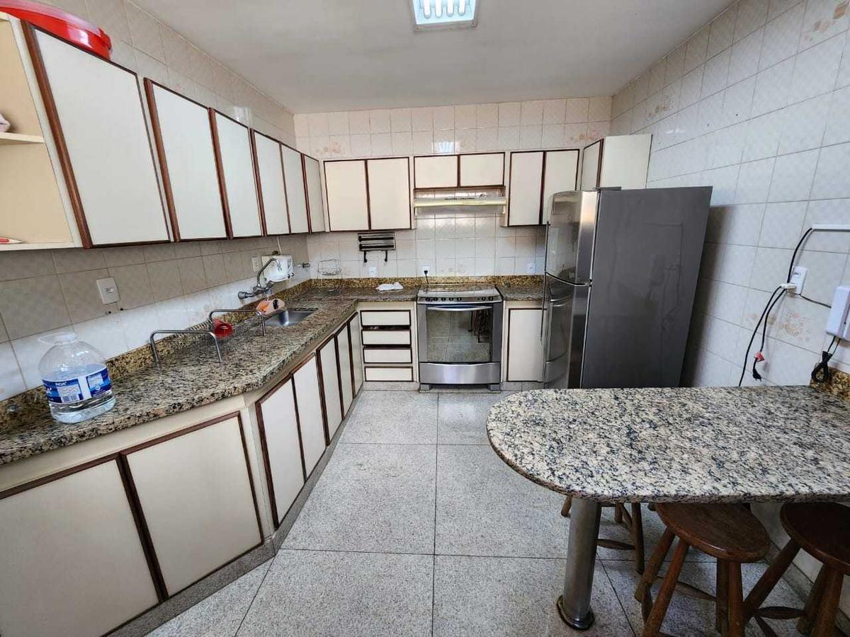 Casa, Santa Lúcia, 5 Quartos, 5 Vagas, 2 Suítes