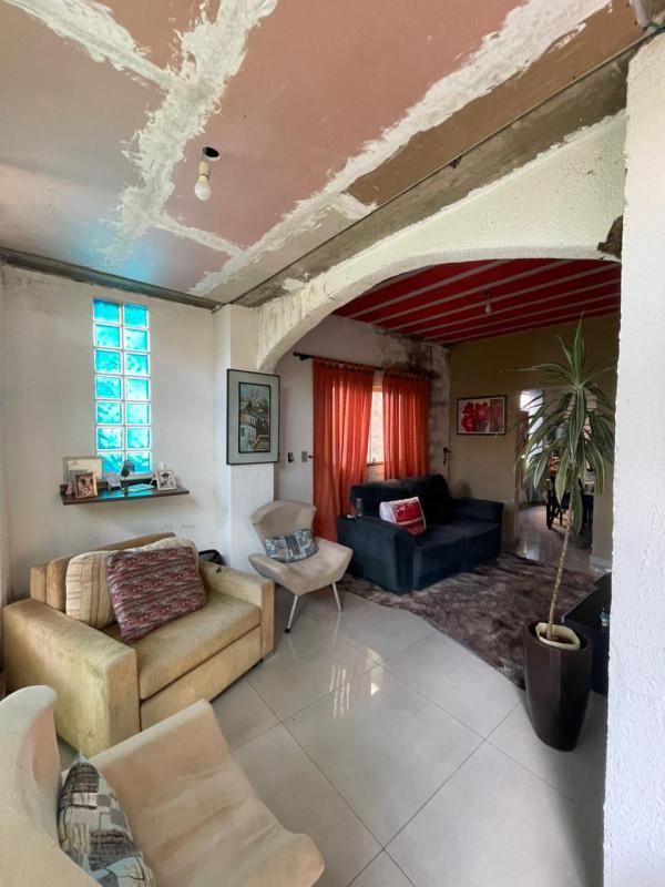 Casa, Chácara Del-rey, 2 Quartos, 3 Vagas, 1 Suíte