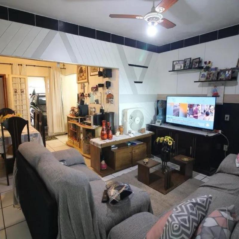Casa, Tirol (barreiro), 5 Quartos, 3 Vagas, 1 Suíte