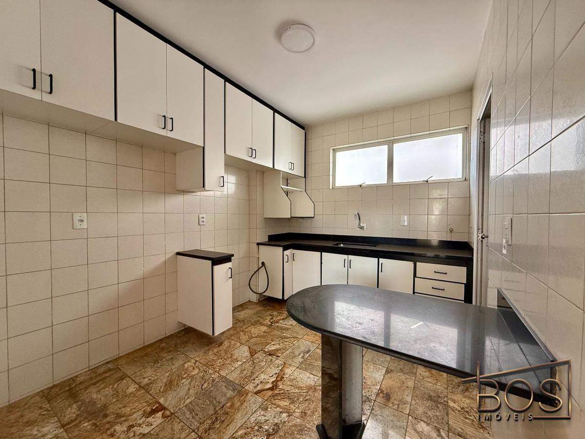 Apartamento, Colégio Batista, 4 Quartos, 2 Vagas, 1 Suíte
