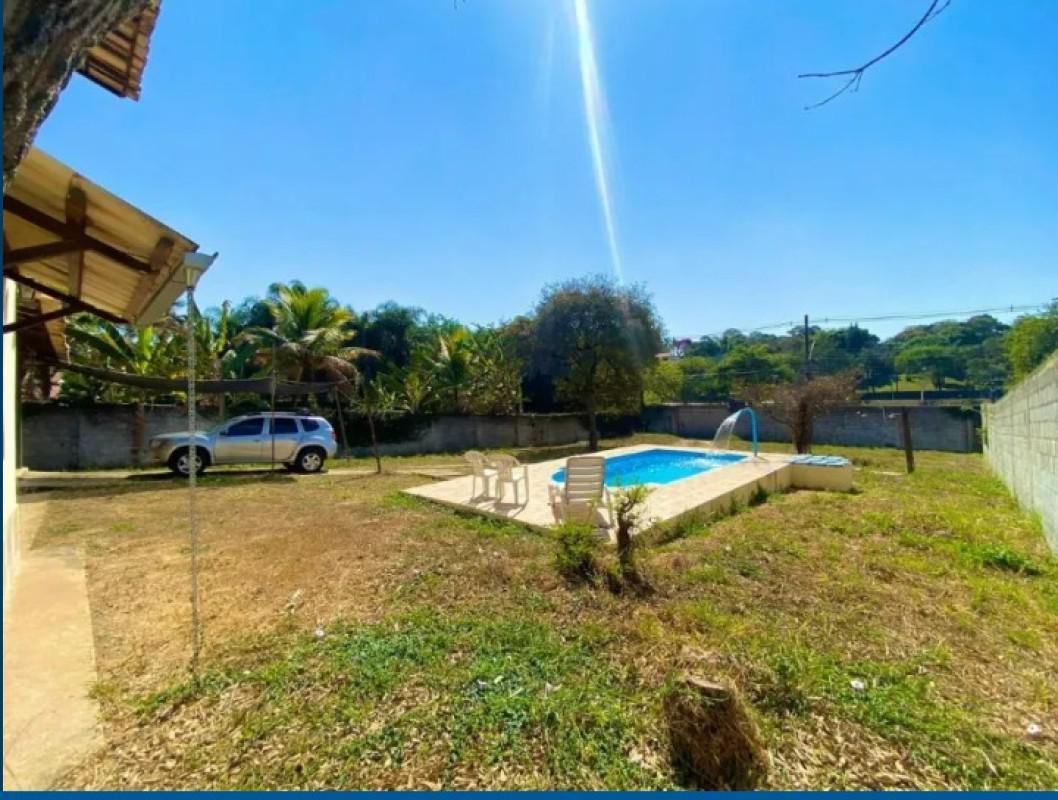 Casa, Braúnas, 4 Quartos, 5 Vagas, 1 Suíte