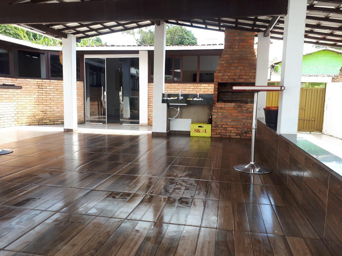 Fazenda, Centro, 6 Quartos, 4 Vagas, 1 Suíte