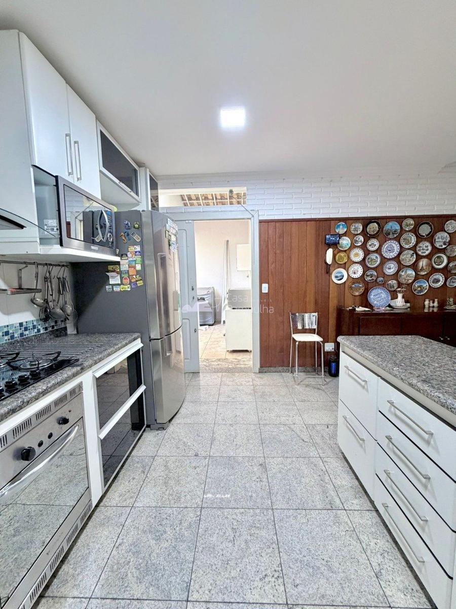 Casa, São Luiz (pampulha), 6 Quartos, 9 Vagas, 2 Suítes