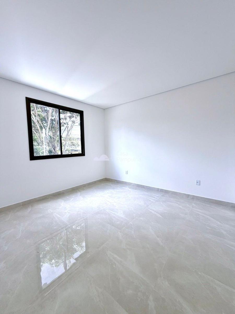Casa, Trevo, 3 Quartos, 2 Vagas, 1 Suíte
