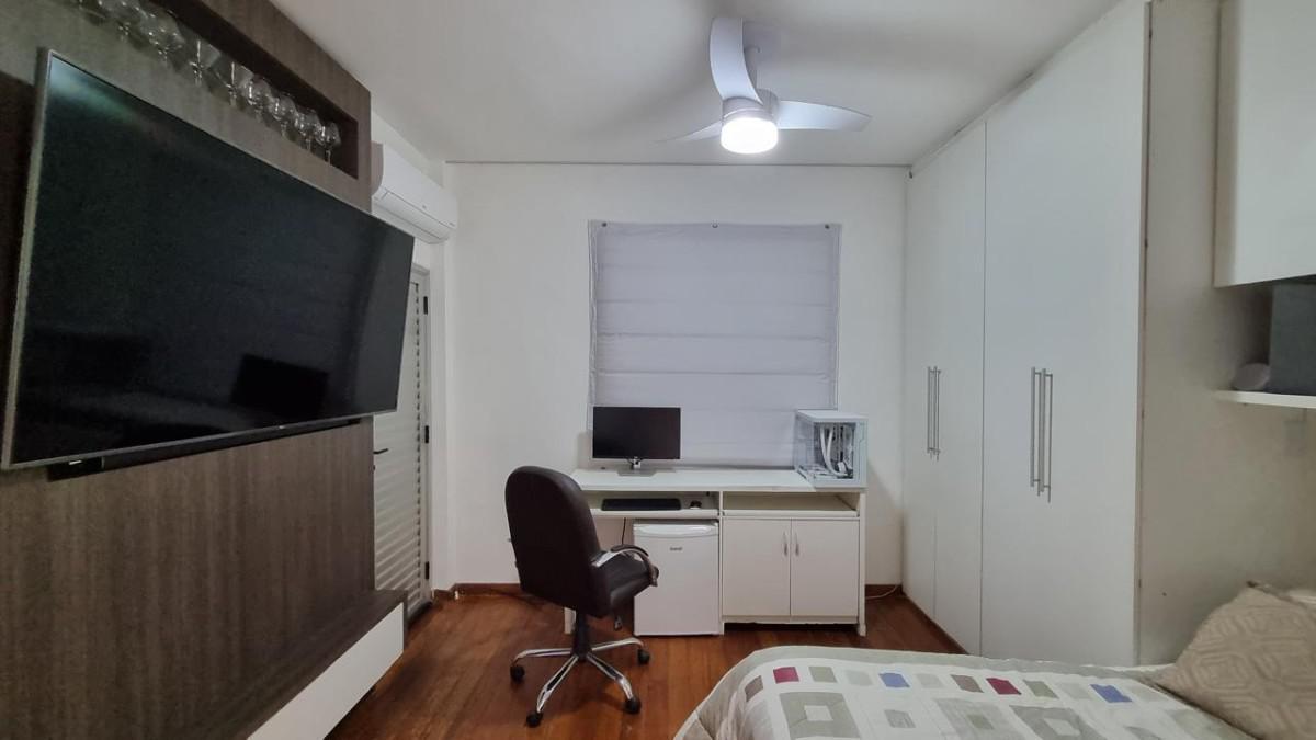 Cobertura, Santa Cruz Industrial, 3 Quartos, 2 Vagas, 1 Suíte