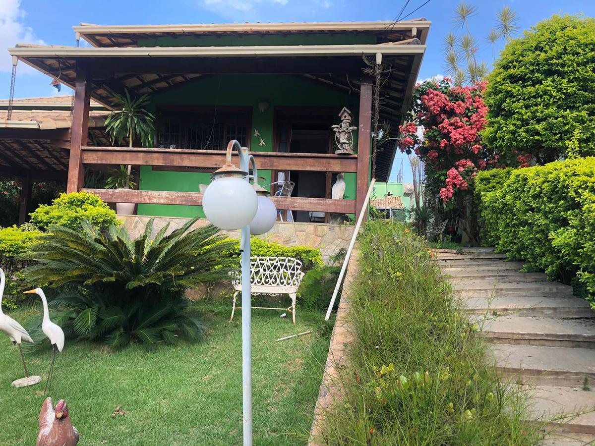 Casa, Pampulha, 3 Quartos, 6 Vagas, 2 Suítes
