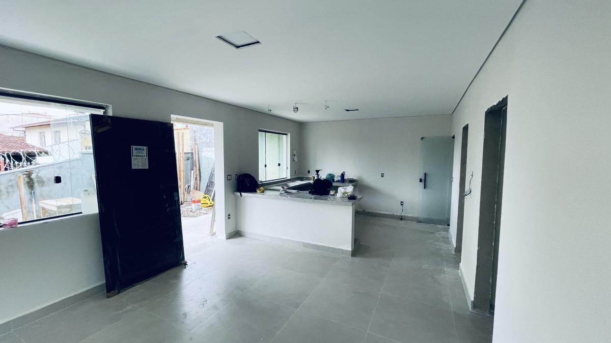 Casa, Alípio de Melo, 3 Quartos, 4 Vagas, 2 Suítes