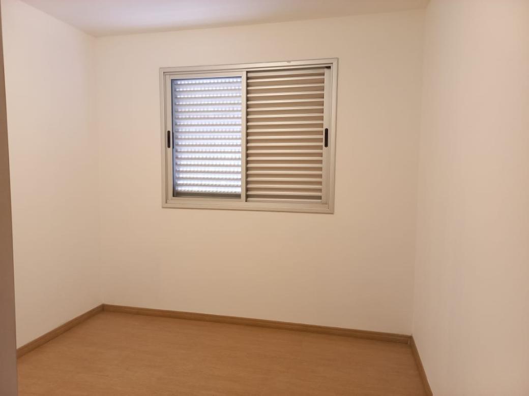 Apartamento, Funcionários, 2 Quartos, 2 Vagas, 1 Suíte
