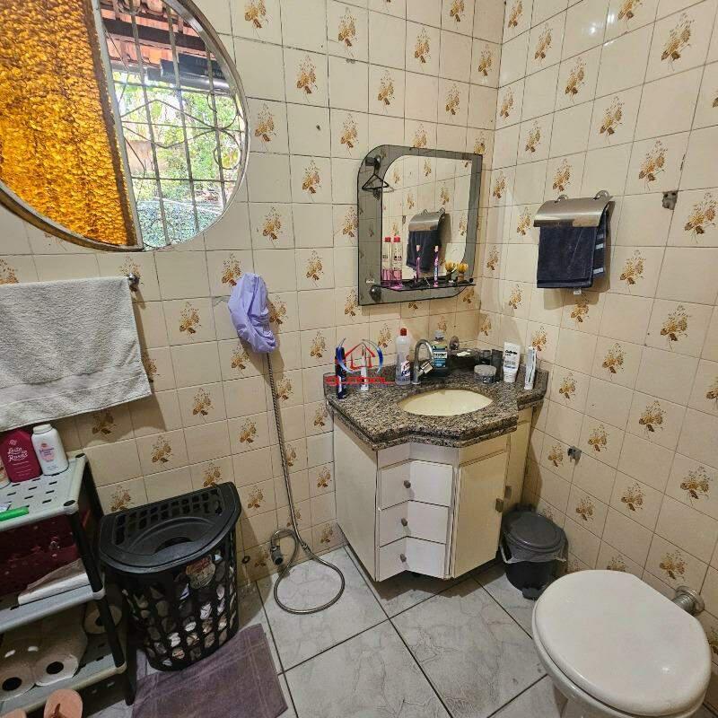 Casa, Braúnas, 4 Quartos, 7 Vagas, 1 Suíte