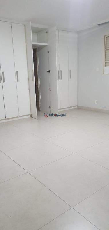 Casa, Santa Maria, 4 Quartos, 3 Vagas, 3 Suítes