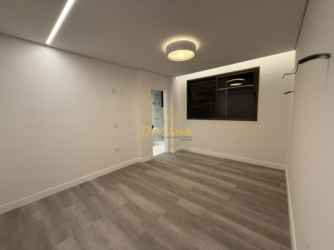 Apartamento, Centro, 4 Quartos, 3 Vagas, 4 Suítes