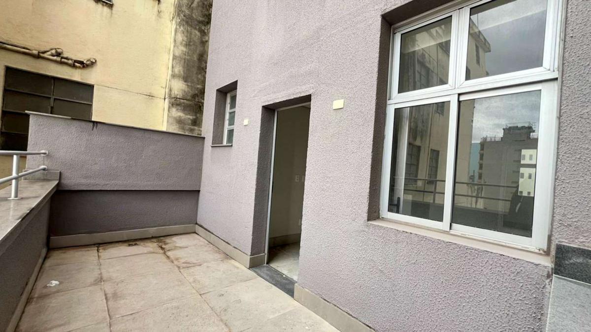 Apartamento, Centro, 2 Quartos, 0 Vaga, 1 Suíte