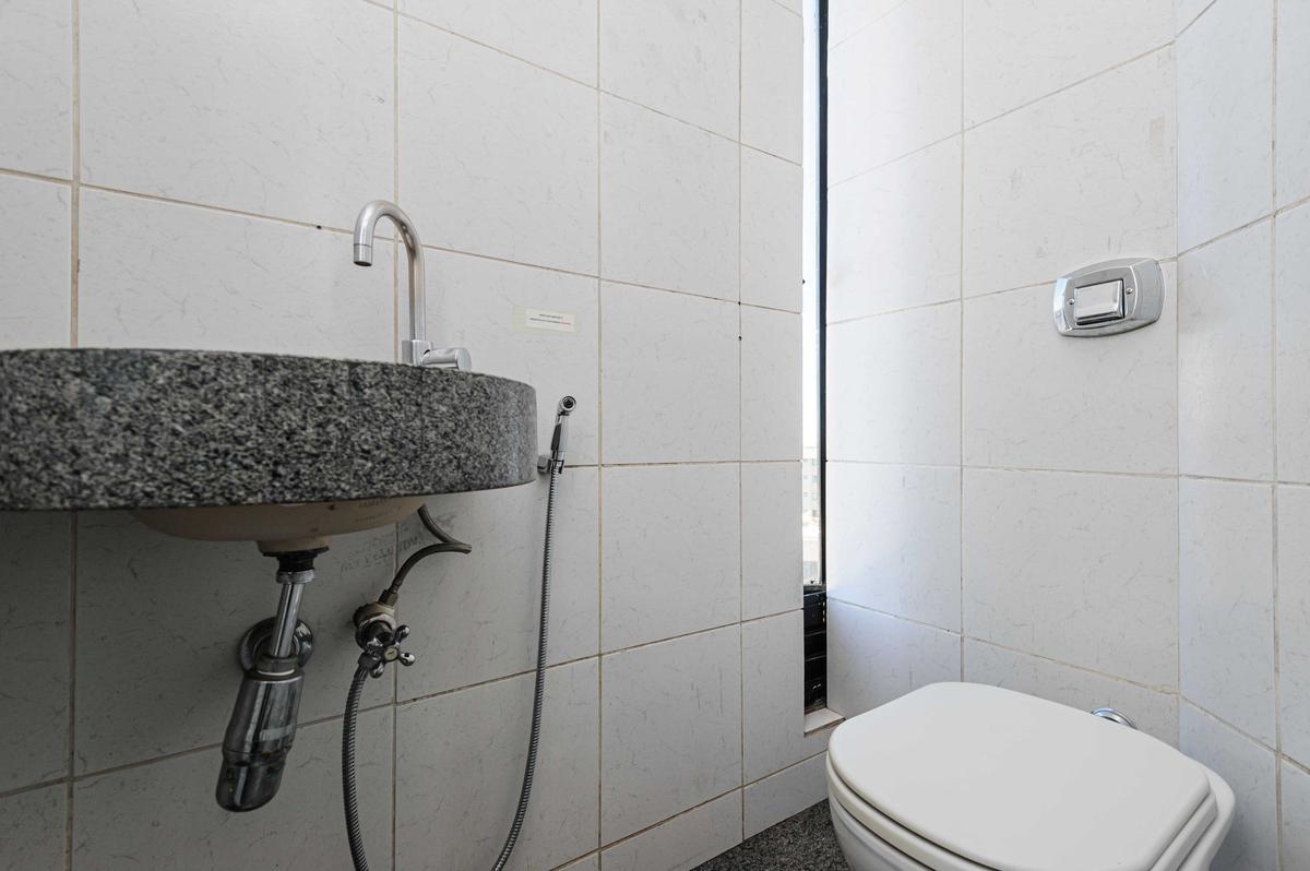 Sala, Funcionários, 0 Quarto, 5 Vagas