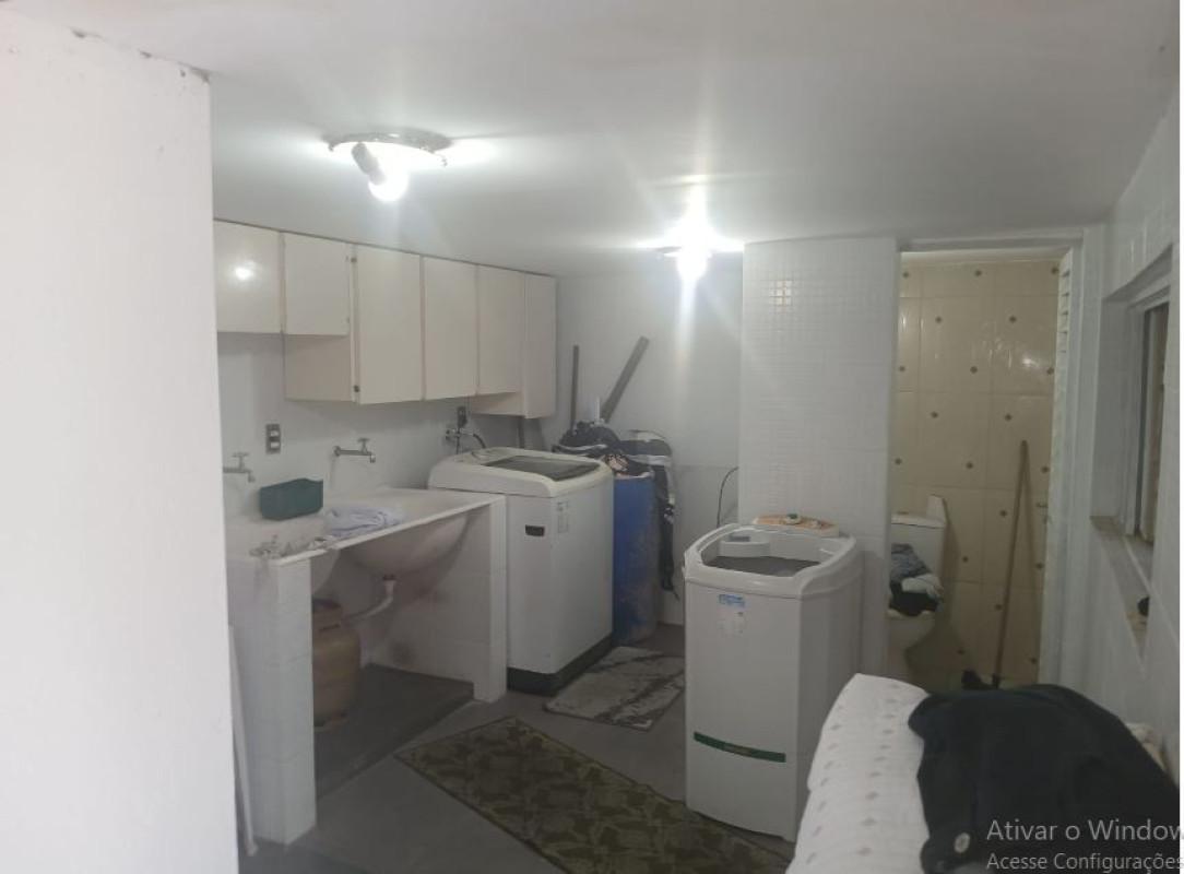 Casa, Floramar, 4 Quartos, 5 Vagas, 2 Suítes
