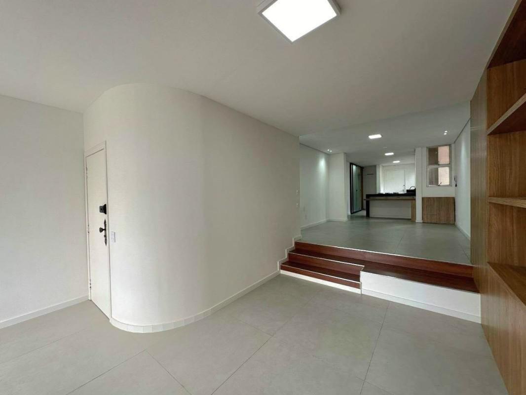 Apartamento, Funcionários, 4 Quartos, 2 Vagas, 1 Suíte