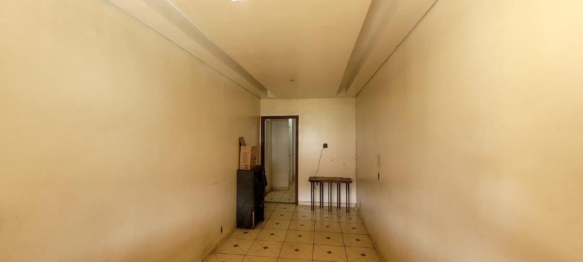 Casa, Vila Clóris, 4 Quartos, 5 Vagas, 1 Suíte