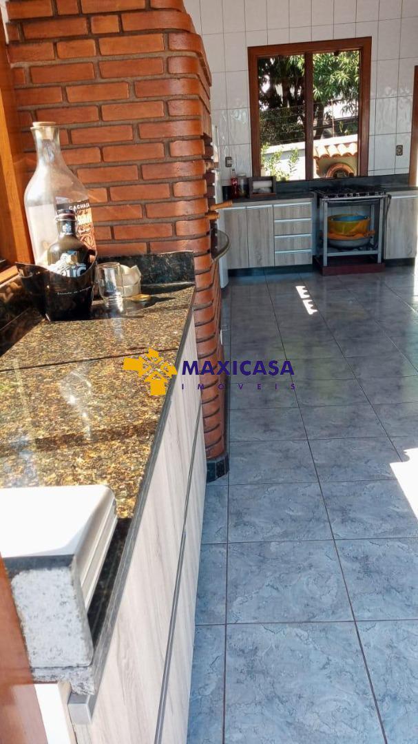 Casa, Pampulha, 3 Quartos, 4 Vagas