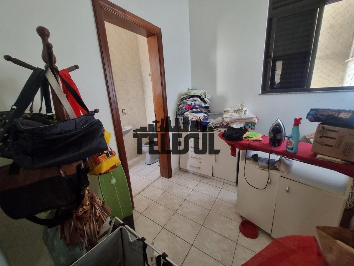 Apartamento, Centro, 4 Quartos, 2 Vagas, 2 Suítes