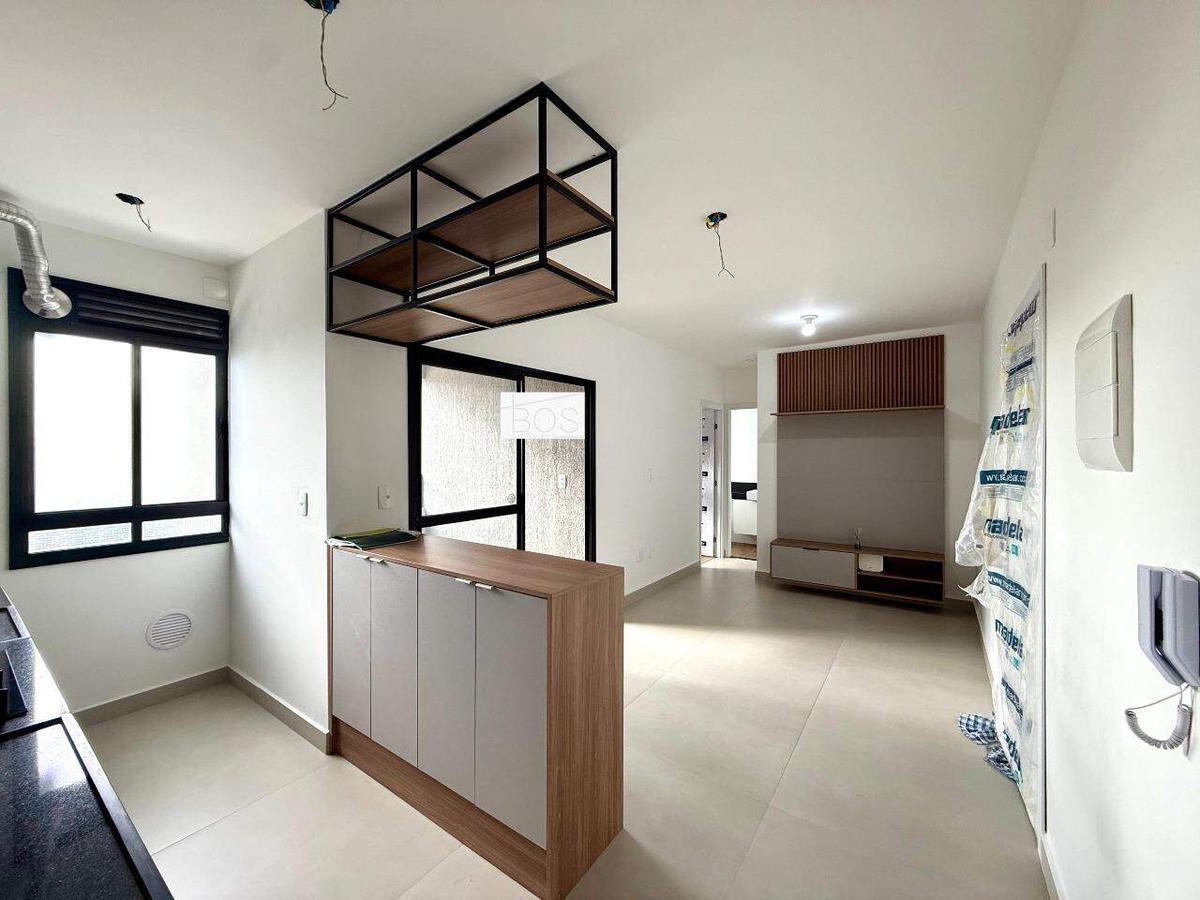 Apartamento, Estoril, 2 Quartos, 1 Vaga, 1 Suíte