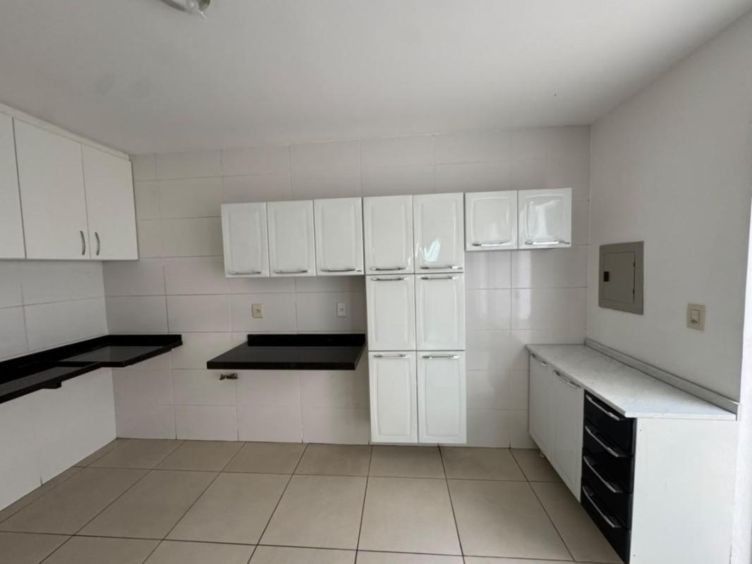 Apartamento, Paquetá, 3 Quartos, 2 Vagas, 1 Suíte