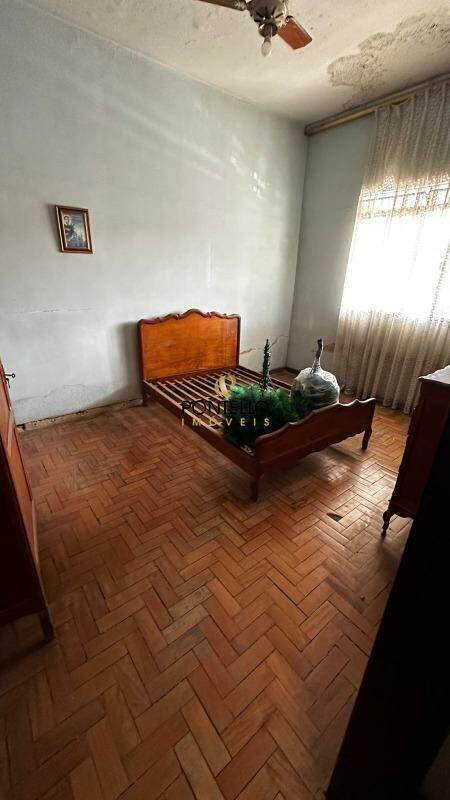 Casa, Centro, 3 Quartos, 0 Vaga