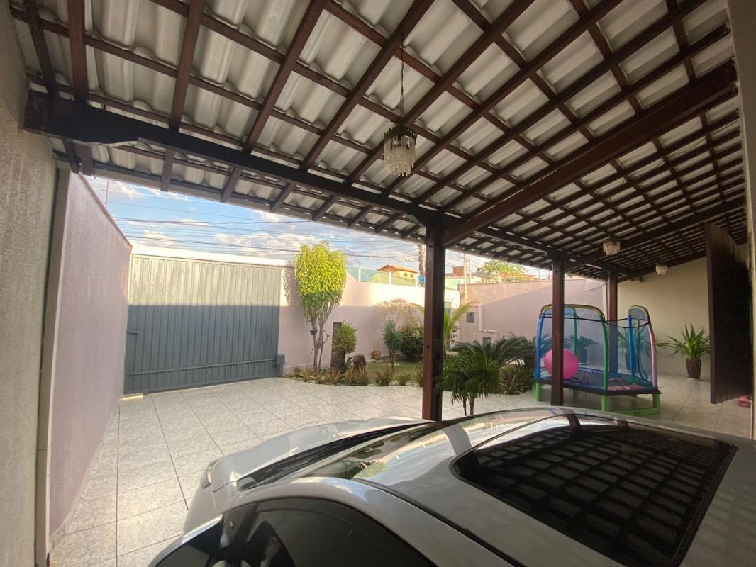 Casa, Tirol, 3 Quartos, 3 Vagas, 1 Suíte