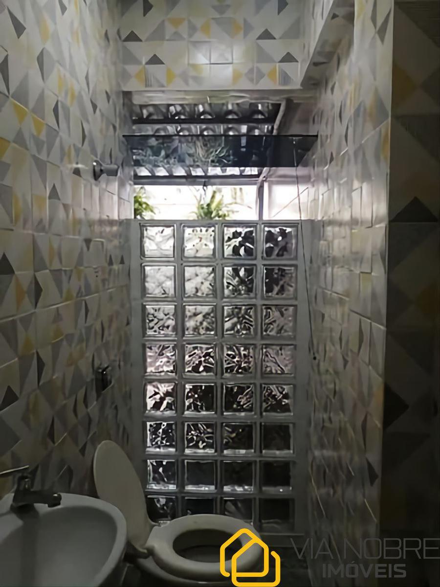 Sala, Savassi