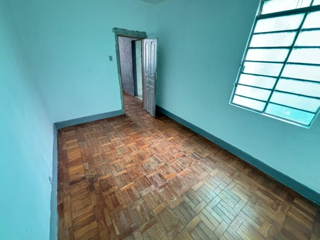 Casa, Sagrada Família, 4 Quartos, 0 Vaga