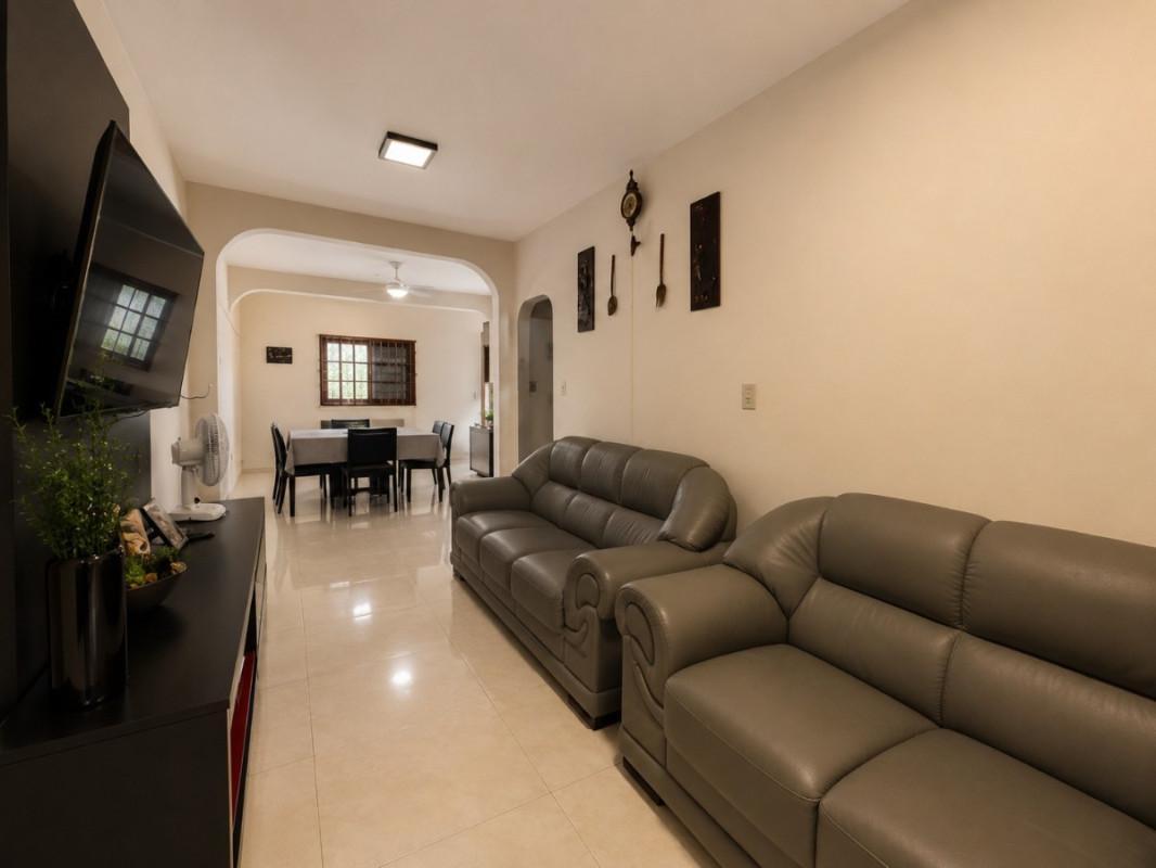 Casa, Alípio de Melo, 3 Quartos, 4 Vagas, 1 Suíte