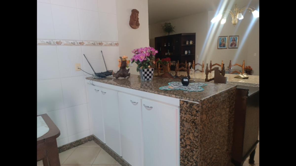 Fazenda, Zona Rural, 8 Quartos, 0 Vaga, 2 Suítes