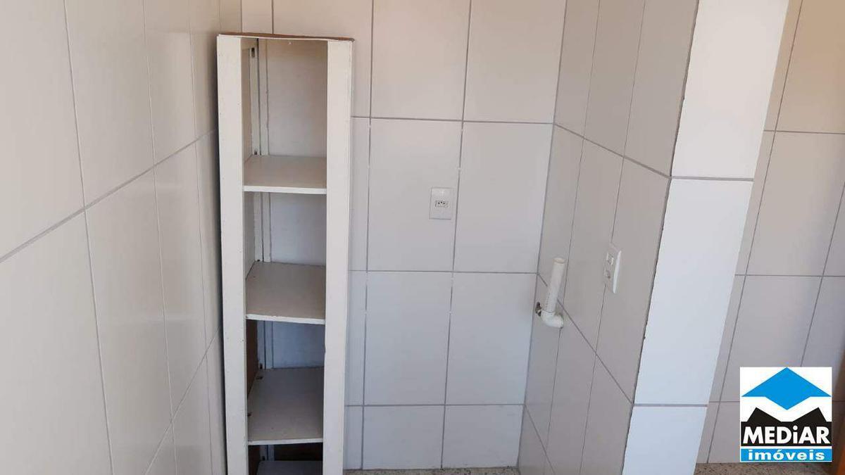 Apartamento, Floresta, 2 Quartos, 2 Vagas, 1 Suíte