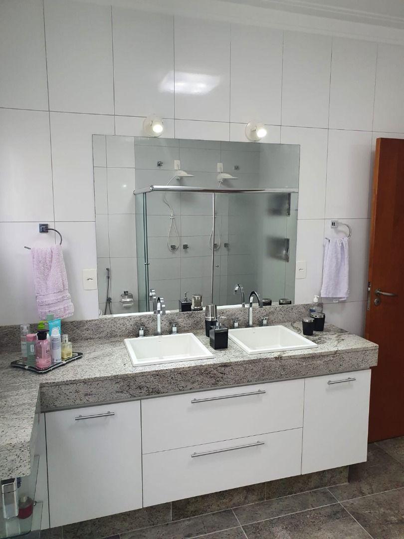 Casa, Parque São José, 3 Quartos, 30 Vagas, 1 Suíte