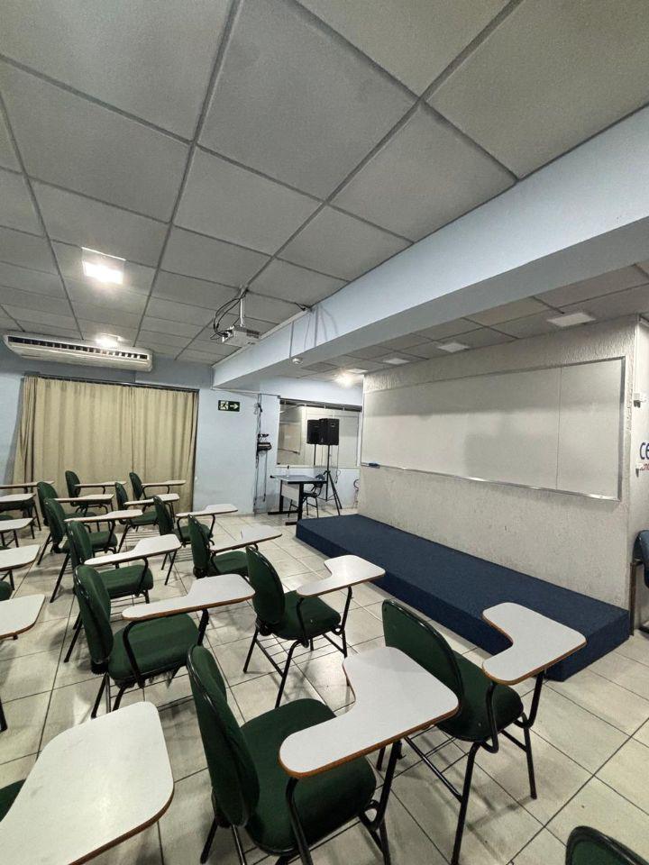 Andar, Liberdade, 0 Quarto, 13 Vagas