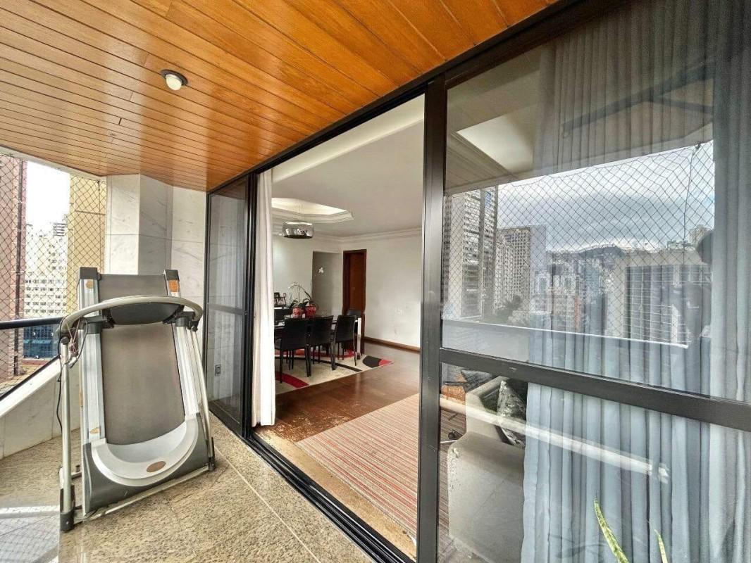 Apartamento, Funcionários, 4 Quartos, 2 Vagas, 1 Suíte